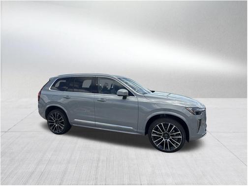 2025 Volvo XC90 B6 Ultra
