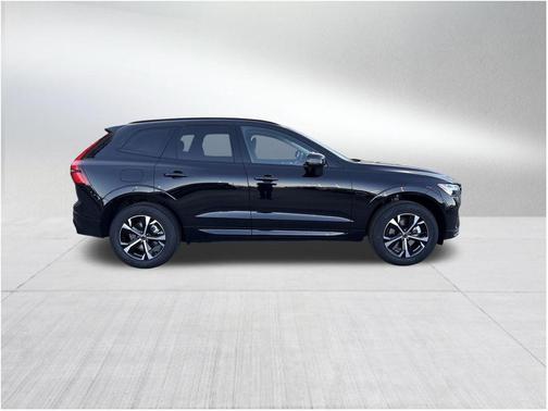 2026 Volvo XC60 B5 Core