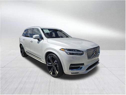 2024 Volvo XC90 B6 Ultimate Bright Theme 7-Seater