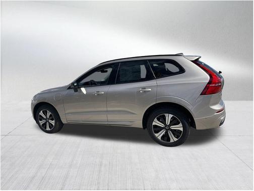 2025 Volvo XC60 Plug-In Hybrid T8 Core