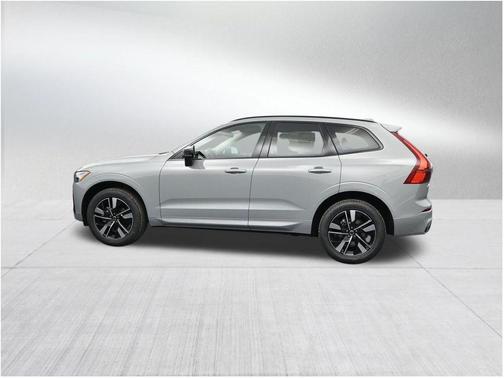 Gray Metallic 2026 Volvo XC60 B5 Core