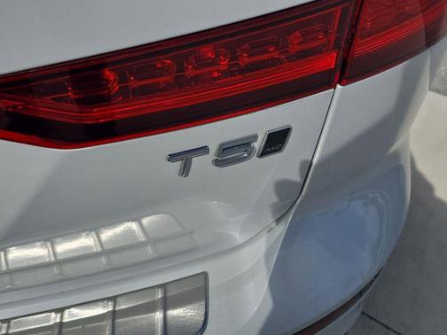 2022 Volvo V60 Cross Country T5