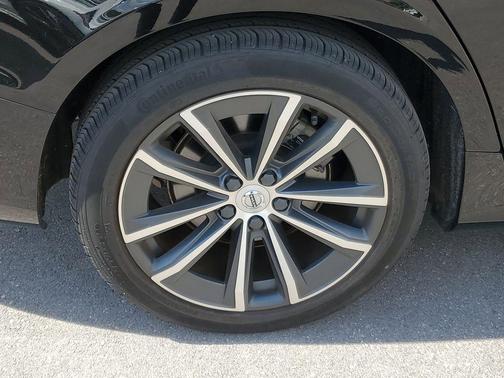 2022 Volvo S60 B5 Momentum