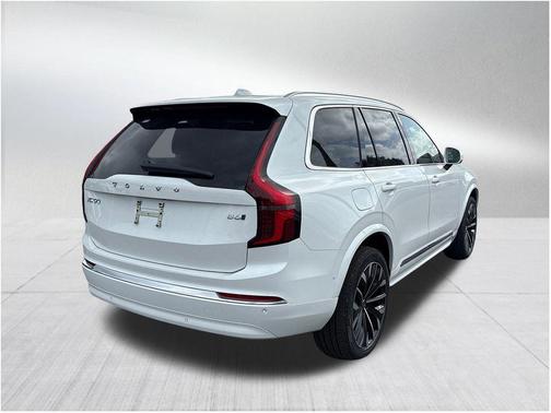2026 Volvo XC90 B6 Plus 7-Seater
