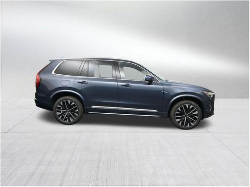 Denim Blue Metallic 2026 Volvo XC90 B6 Plus 7-Seater