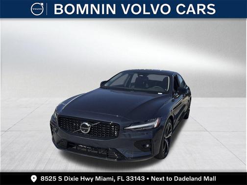 2025 Volvo S60 B5 Plus