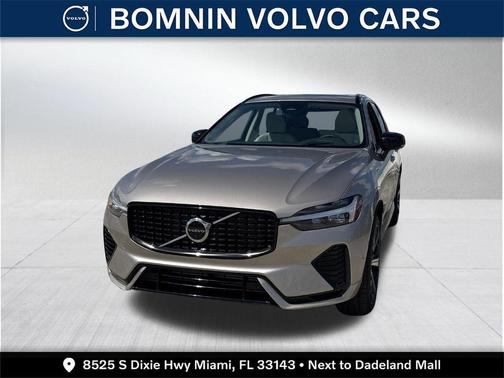 2025 Volvo XC60 Plug-In Hybrid T8 Ultra