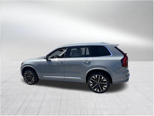 2025 Volvo XC90 Plug-In Hybrid T8 Plus 7-Seater