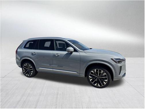 2025 Volvo XC90 Plug-In Hybrid T8 Plus 7-Seater