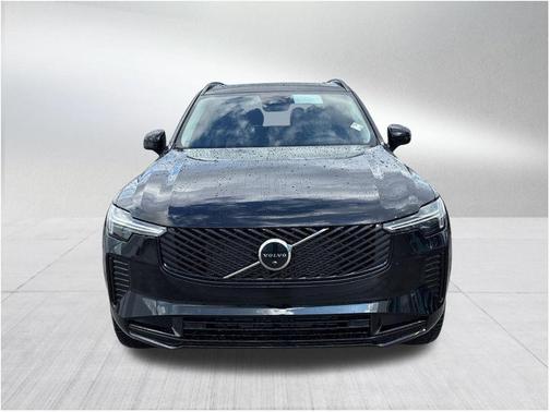 2026 Volvo XC90 B6 Ultra Dark Theme 6-Seater