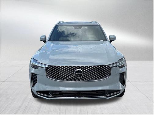 2026 Volvo XC90 Plug-In Hybrid T8 Plus 7-Seater