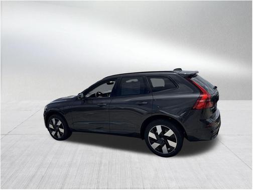 2025 Volvo XC60 Plug-In Hybrid T8 Plus