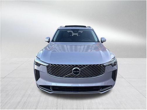 2026 Volvo XC90 B6 Core