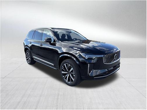 2026 Volvo XC90 B5 Core