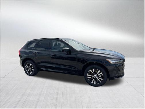 2025 Volvo XC60 Plug-In Hybrid T8 Core