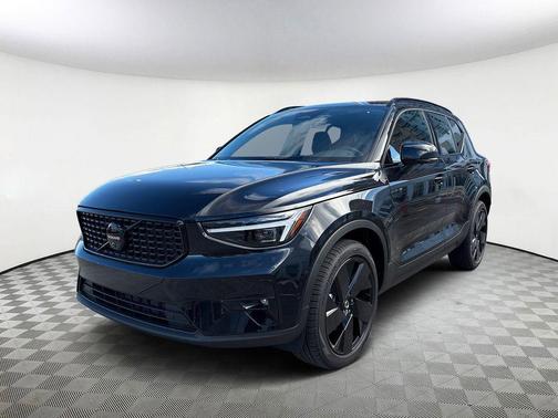 2026 Volvo XC40 B5 Ultra