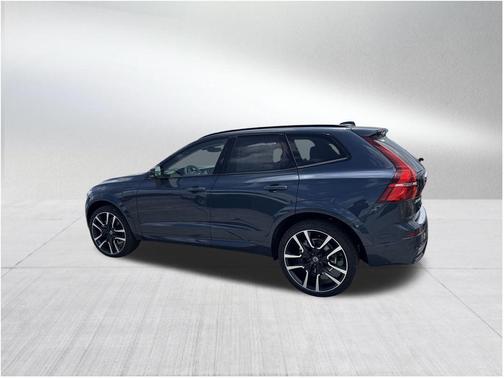 2025 Volvo XC60 Plug-In Hybrid T8 Ultra