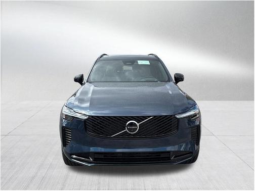 2026 Volvo XC90 B6 Ultra Dark Theme 7-Seater