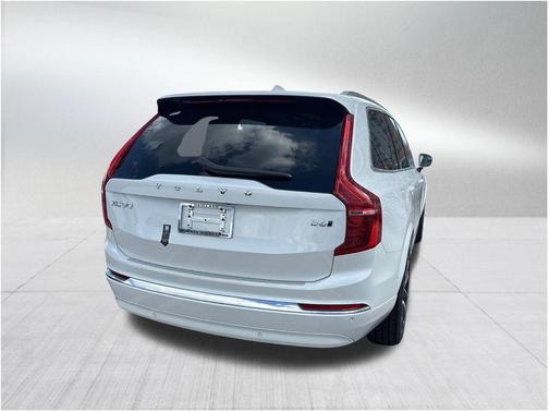 2025 Volvo XC90 B6 Plus 7-Seater