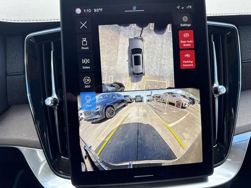 2025 Volvo XC90 Plug-In Hybrid T8 Plus 7-Seater