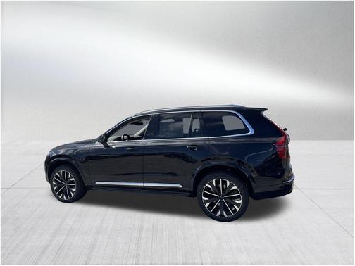 2025 Volvo XC90 Plug-In Hybrid T8 Plus 7-Seater