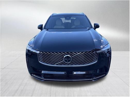 2026 Volvo XC90 Plug-In Hybrid T8 Plus 6-Seater
