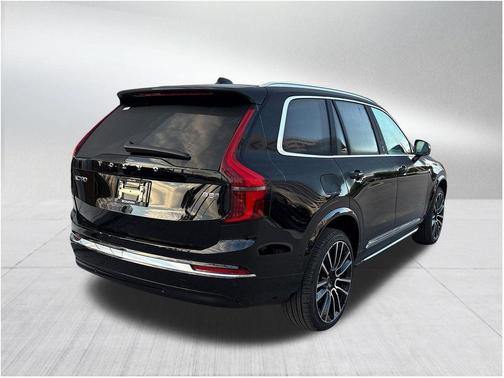 Onyx Black Metallic 2026 Volvo XC90 B5 Plus 7-Seater
