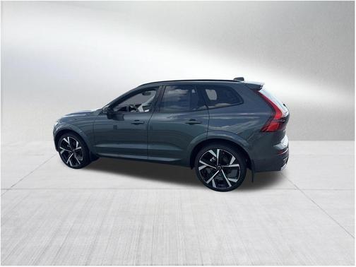 2026 Volvo XC60 B5 Ultra