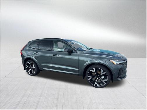 2026 Volvo XC60 B5 Ultra