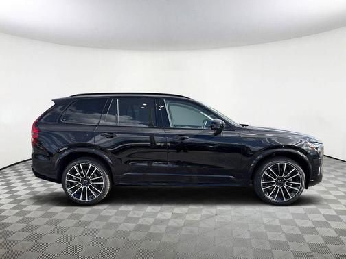 2026 Volvo XC90 B6 Ultra Dark Theme 7-Seater