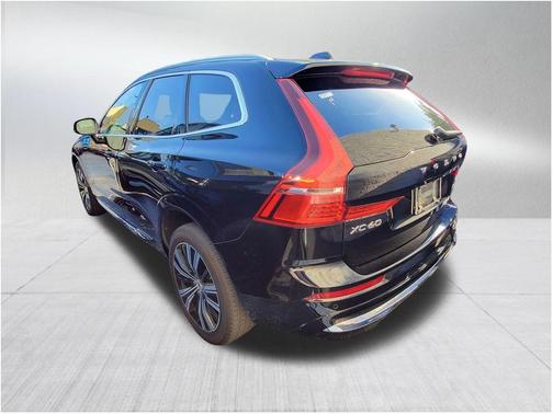 2022 Volvo XC60 B5 Inscription