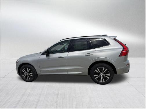 2025 Volvo XC60 B5 Core