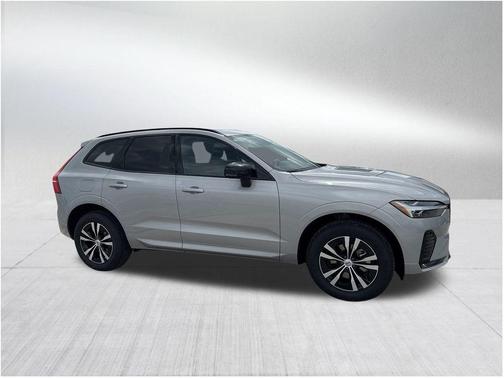 2025 Volvo XC60 B5 Core