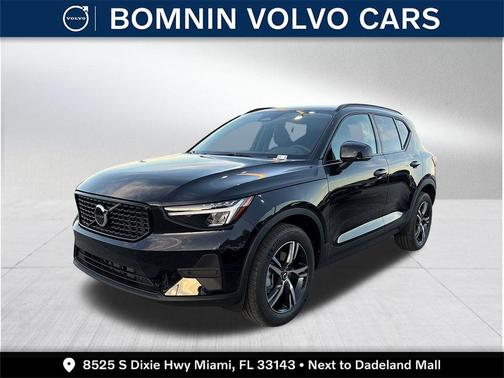 2026 Volvo XC40 B4 Core