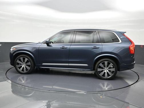 2025 Volvo XC90 Plug-In Hybrid T8 Core 7-Seater