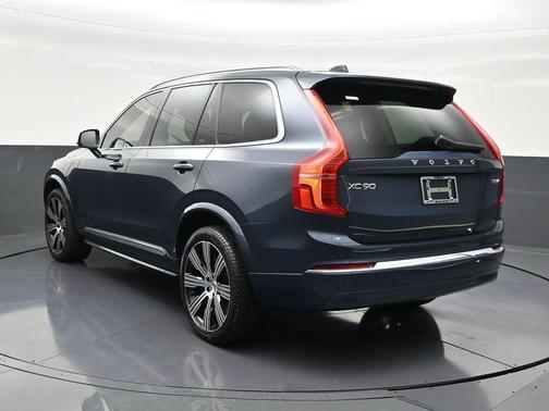 2025 Volvo XC90 Plug-In Hybrid T8 Core 7-Seater