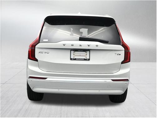 Crystal White Pearl 2026 Volvo XC90 Plug-In Hybrid T8 Plus 7-Seater