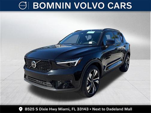 2026 Volvo XC40 B5 Ultra