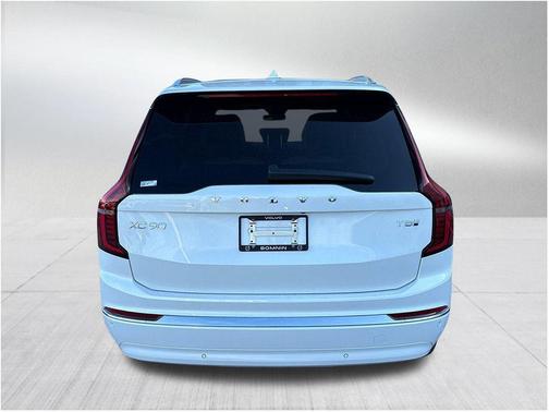 2026 Volvo XC90 Plug-In Hybrid T8 Plus 7-Seater