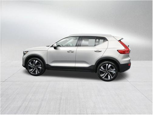 Silver 2023 Volvo XC40 B5 Plus Bright Theme