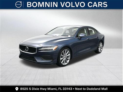 2020 Volvo S60 T6 Momentum