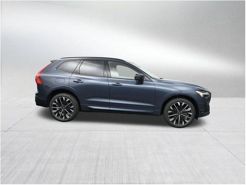 Denim Blue Metallic 2026 Volvo XC60 B5 Ultra