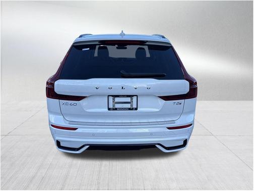 2026 Volvo XC60 Plug-In Hybrid T8 Ultra