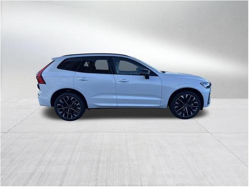 2026 Volvo XC60 Plug-In Hybrid T8 Ultra