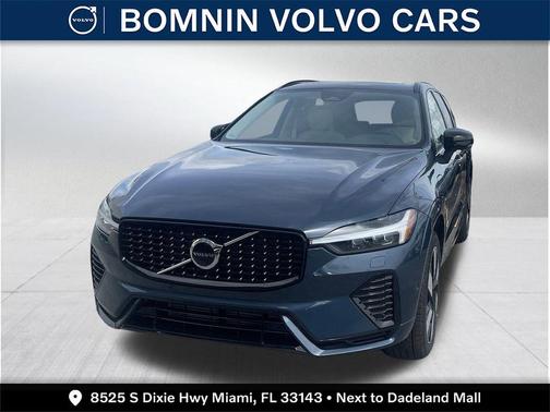 2025 Volvo XC60 Plug-In Hybrid T8 Plus