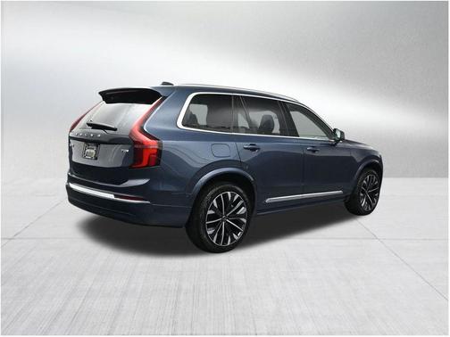 Denim Blue Metallic 2026 Volvo XC90 Plug-In Hybrid T8 Plus 7-Seater