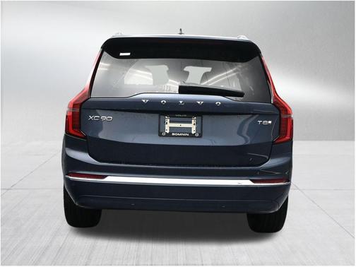Denim Blue Metallic 2026 Volvo XC90 Plug-In Hybrid T8 Plus 7-Seater