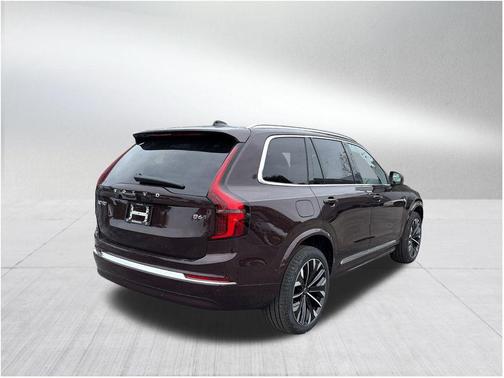 2026 Volvo XC90 B6 Plus 6-Seater