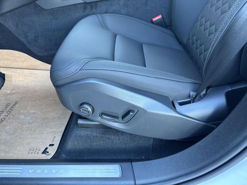 2026 Volvo XC90 Plug-In Hybrid T8 Core