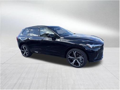 2025 Volvo XC60 Plug-In Hybrid T8 Ultra